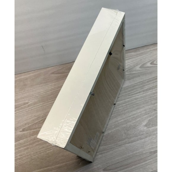 White Shadowbox Michaels Studio Decor 9 Inch Square Matted 3.5" x 3.5" - Picture 5 of 6